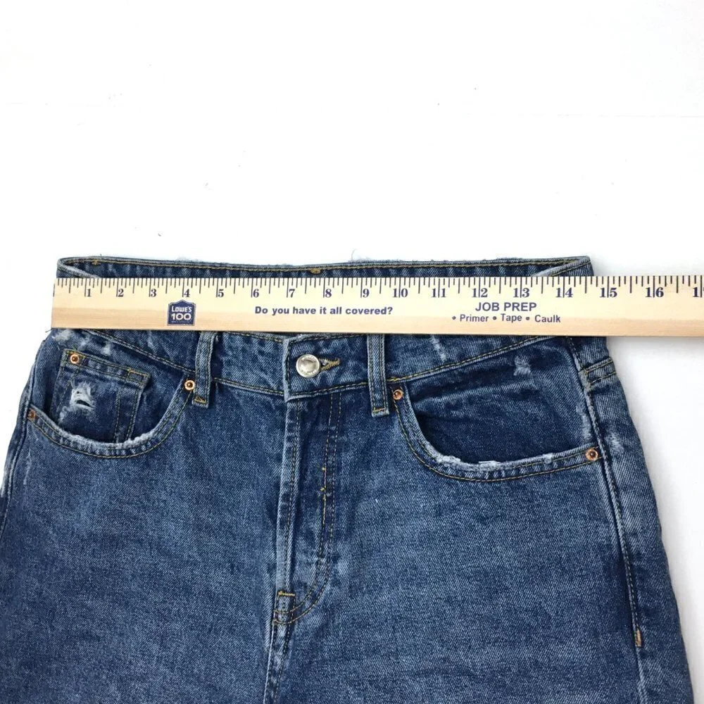 Denim & Co. Women's Jeans Straight Leg Button Fly Cotton Denim Size 8 length 26